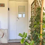 Alojamento de Acomodação e Pequeno-almoço Maria Elena Charme Sul Mare 4*