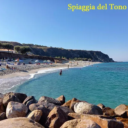 Maria Elena Charme Sul Mare Capo Vaticano
