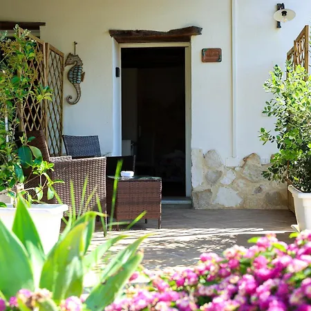 Bed & Breakfast Maria Elena Charme Sul Mare 4*