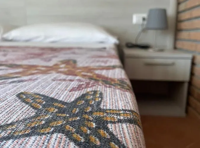 Alojamento de Acomodação e Pequeno-almoço Maria Elena Charme Sul Mare